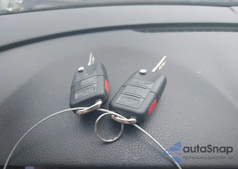 2008 Volkswagen Eos Lux z USA, uszkodzony, nr VIN WVWFA71F78V013524